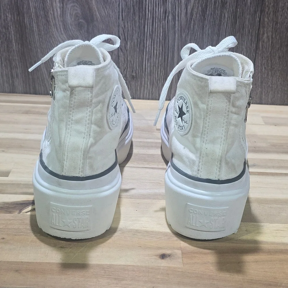 Converse Chuck Taylor‎ All Star Lugged Lift A03012C Kids 6 White Platform